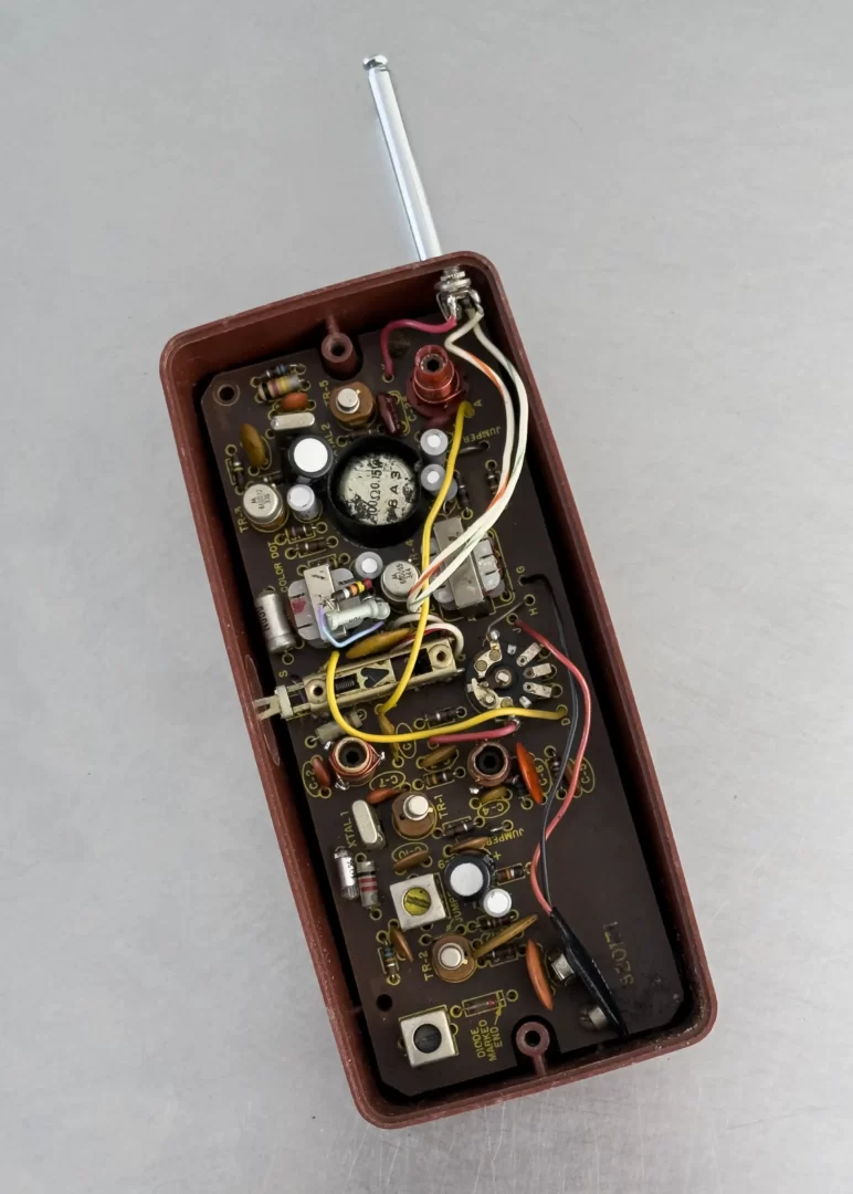 Knight Kit C-555 Superhet Walkie Talkie Transceiver Kit with rear cover removed showing electronic components